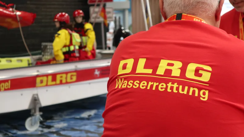 Kümmert sich um Badeunfälle: die DLRG Wasserrettung.