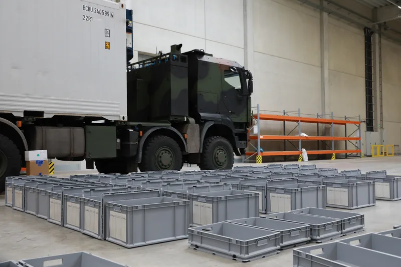 Nutzung eines Packsystems auf Basis Kühlcontainer