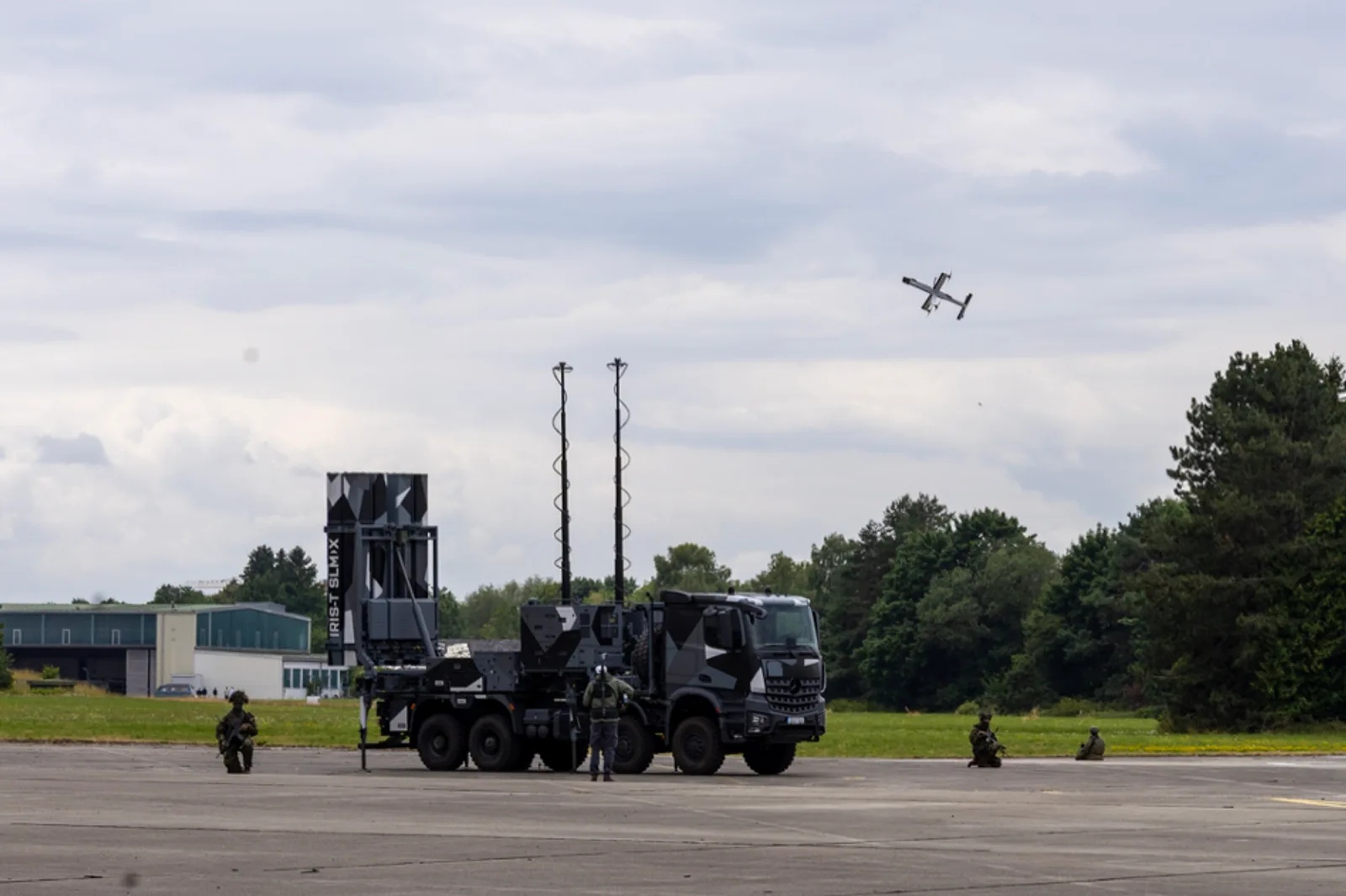 UAS ‚Virtus‘ von STARK. Das System demonstriert unbemannte Luftoperationen im Kon-text integrierter Luftverteidigung und taktischer Gefechtsführung