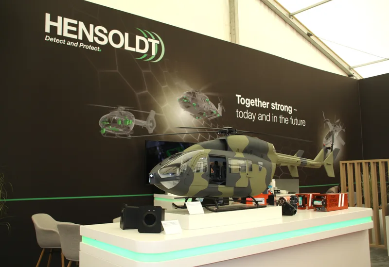Hensoldt brachte den leichten Kampfhubschrauber Airbus H145M mit zum Forum – als Modell.