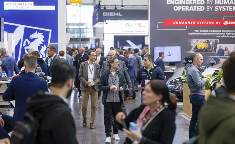 Auf der XPONENTIAL Europe treffen Industrie, Politik, Forschung und Anwender zusammen, um die Zukunft autonomer Technologien zu gestalten.