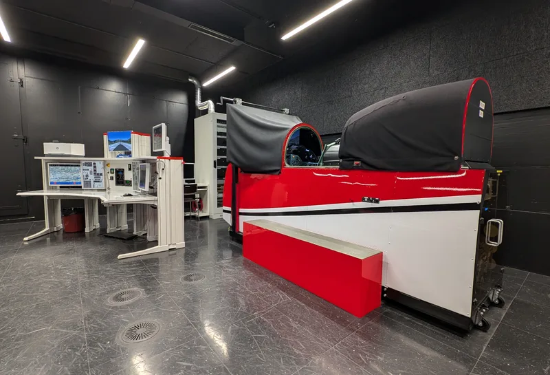PC-7-Simulator fit für die Zukunft: "Critical Design Review" erfolgreich abgeschlossen