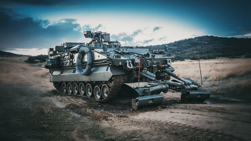 Ein VCZAP Castor der spanischen Armee. Nach Abschluss der Castor-Auslieferungen im Jahr 2025 hat die spanische Armee die Umrüstung der Getriebe der Pizarro-Fase-2-Fahrzeuge vom SAPA SG850 auf das neuere SAPA SG35T in Auftrag gegeben, das auch im Castor zum Einsatz kommt.