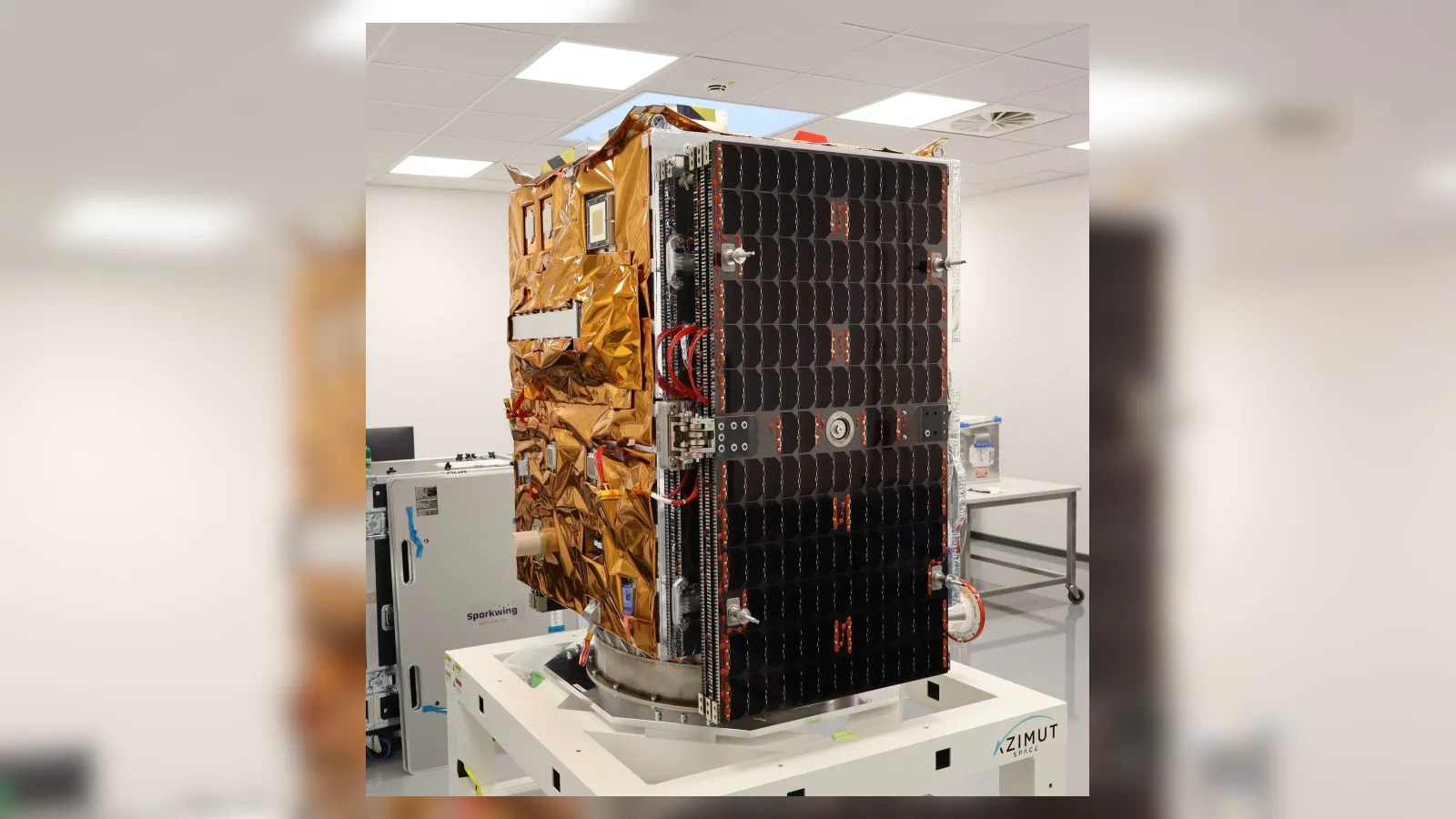 ATHENE-1 fertig integriert und bereit zur Abreise.