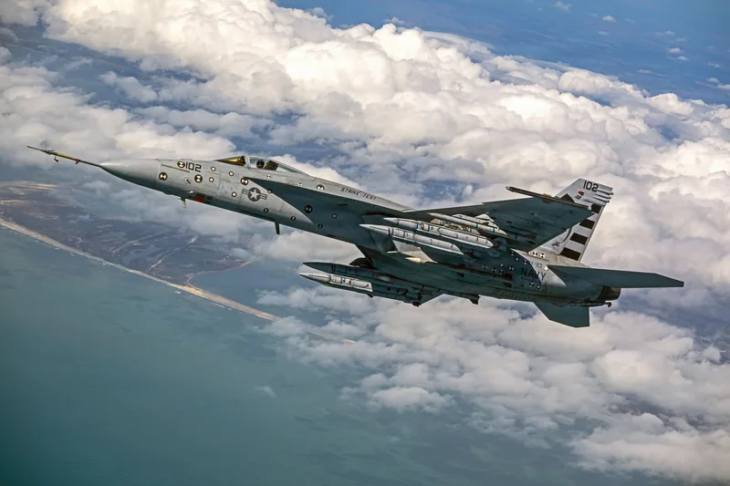 An F/A-18E Super Hornet of Navy Air Test and Evaluation Squadron 23 (VX-23) carrying four AIM-424 Malice very long-range AAMs underwing for an unspecified test event.
