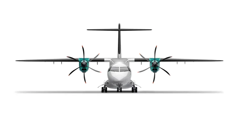 Frontalansicht des zweimotorigen Turboprop-Flugzeugs D328eco von Deutsche Aircraft mit ausgefahrenem Fahrwerk vor weißem Hintergrund