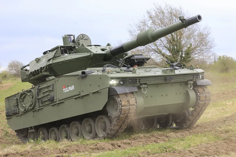 Tulpar is one of the few contenders to have been publicly shown integrated with the HITFACT II turret.