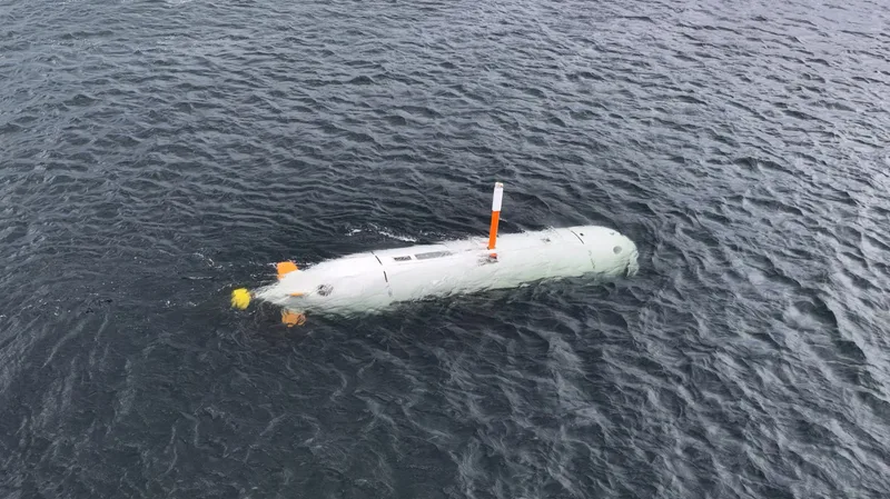 Saab, FMV und die schwedischen Streitkräfte stellen unbemanntes Unterwasserfahrzeug vor