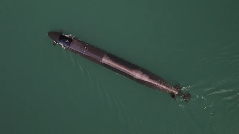 Aerial view of the Speartooth large UUV.